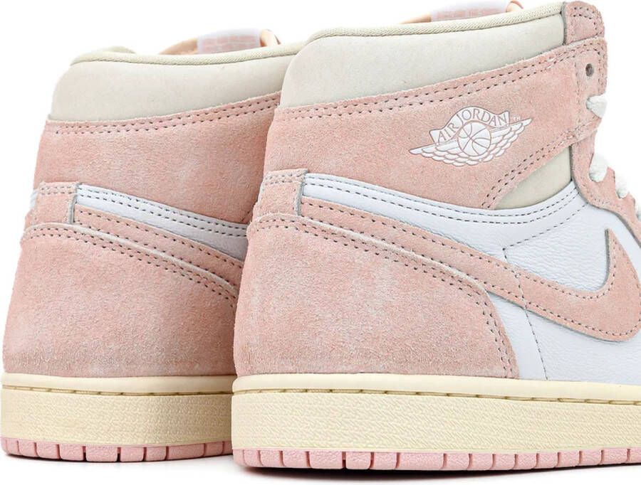 Nike Air Jordan 1 Retro High OG Washed Pink
