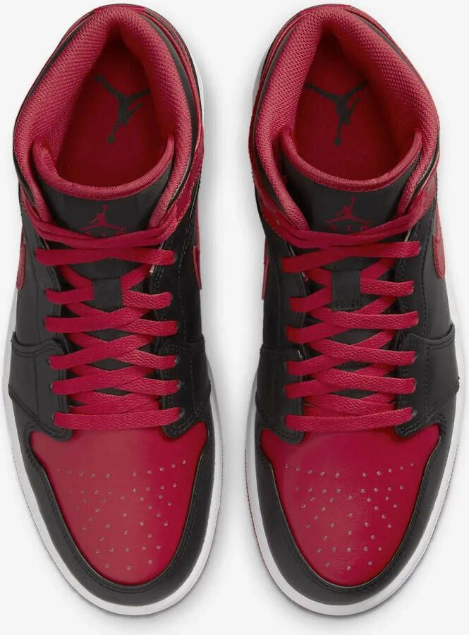 Nike Air Jordan Mid Zwart Wit Fire Red Sneaker DQ8426