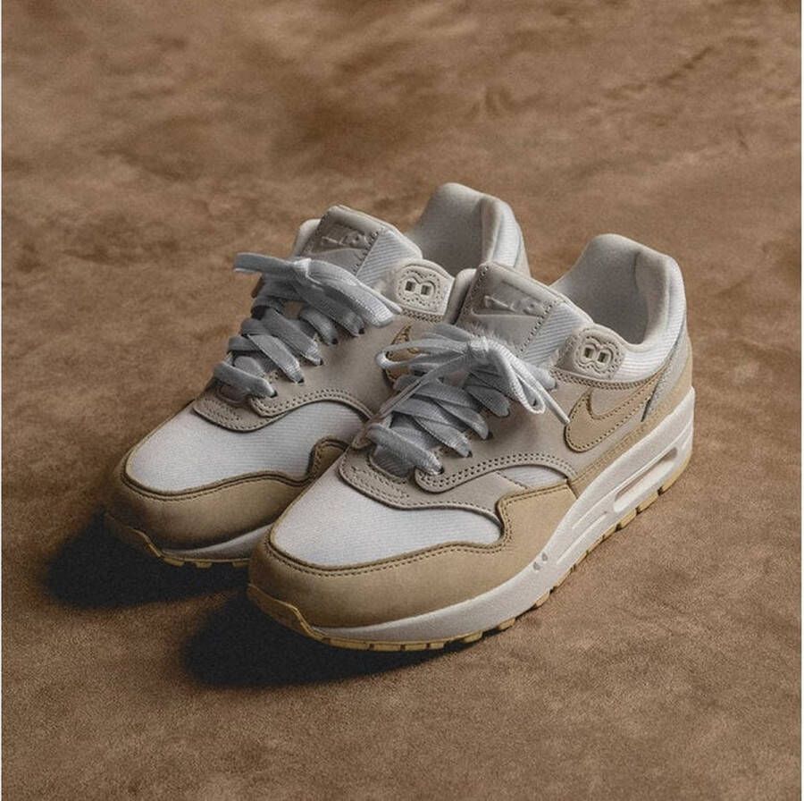 Nike Air Max 1 Premium Sanddrift