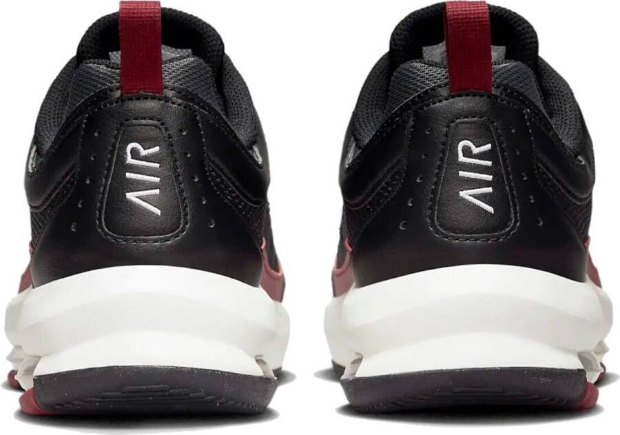Nike Air Max AP Sneakers