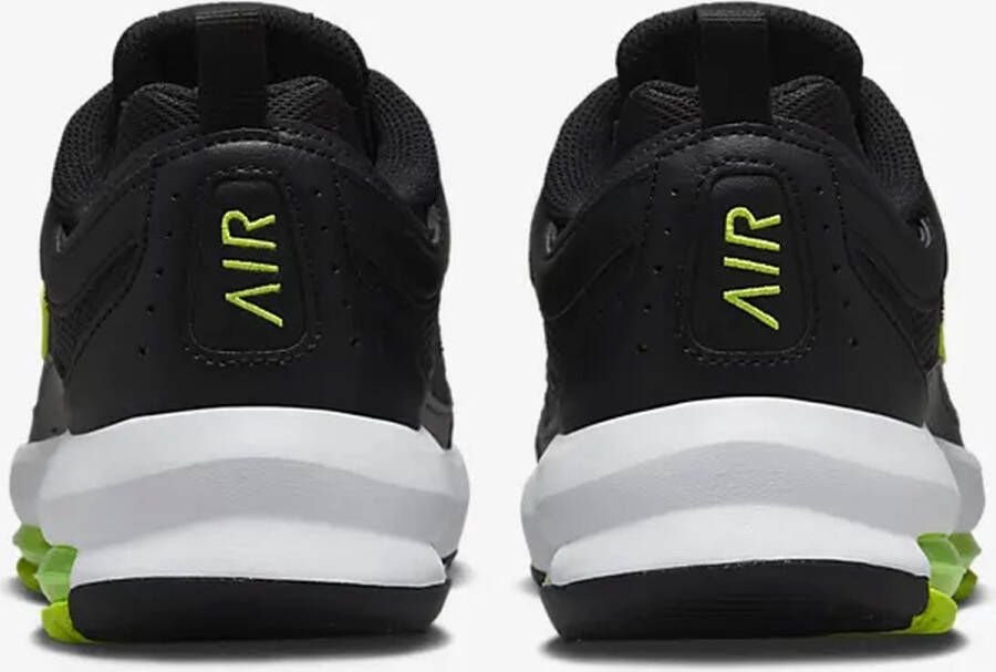 Nike Air Max AP Sneakers