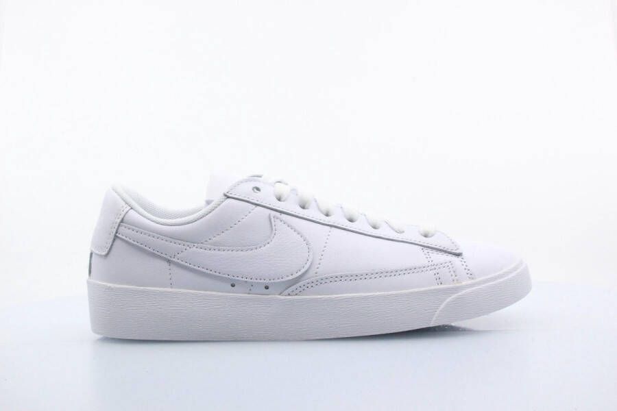 Nike Blazer Low Le Dames Sneakers White White-White