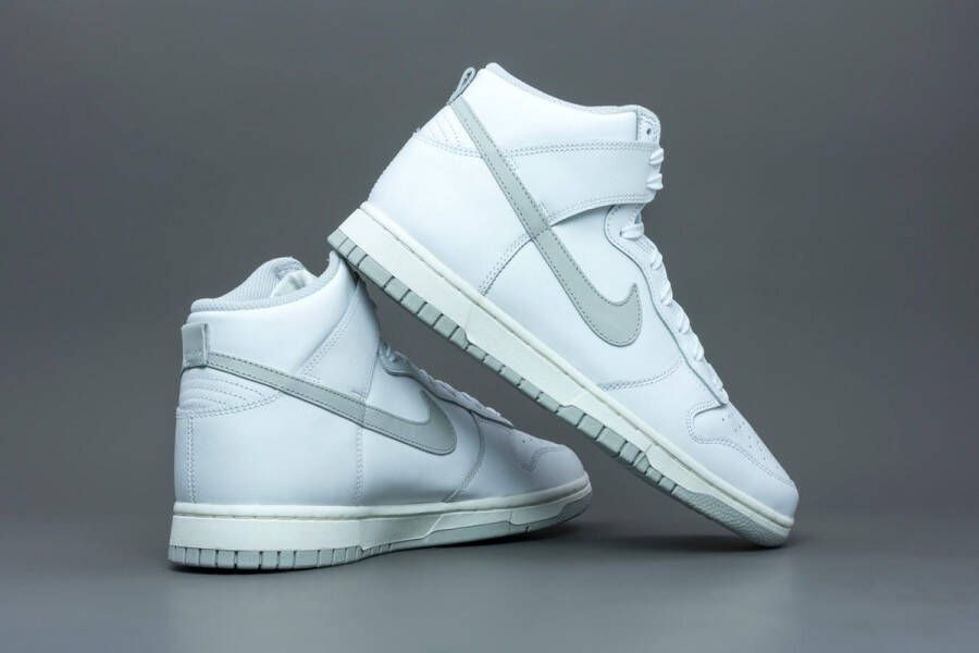 Nike Dunk High Neutral Grey (W) DD1869-111 GRIJS Schoenen