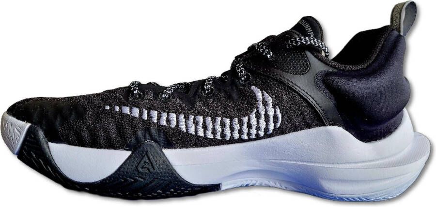 Nike Giannis Immortality Black Clear White Wolf Grey Schoenmaat 40 1 2 Basketball Performance Low CZ4099 010 - Foto 3