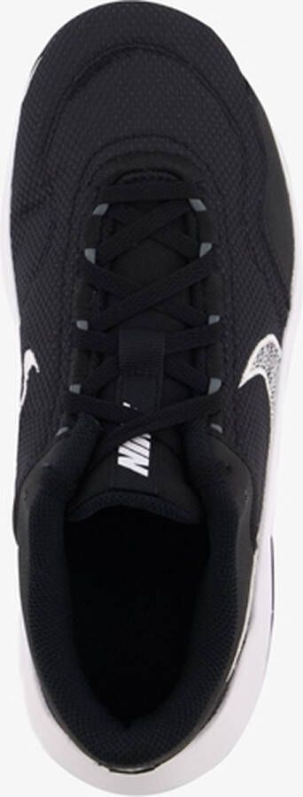 Nike Legend Essential 3 sportschoenen zwart