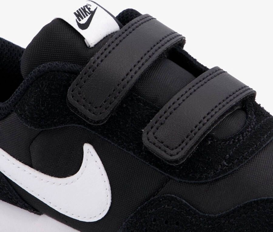 Nike MD Valiant Sneakers Black