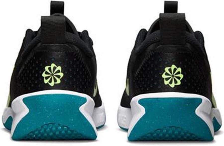 Nike Omni Multi-Court Zaalschoenen voor kids Zwart - Foto 4
