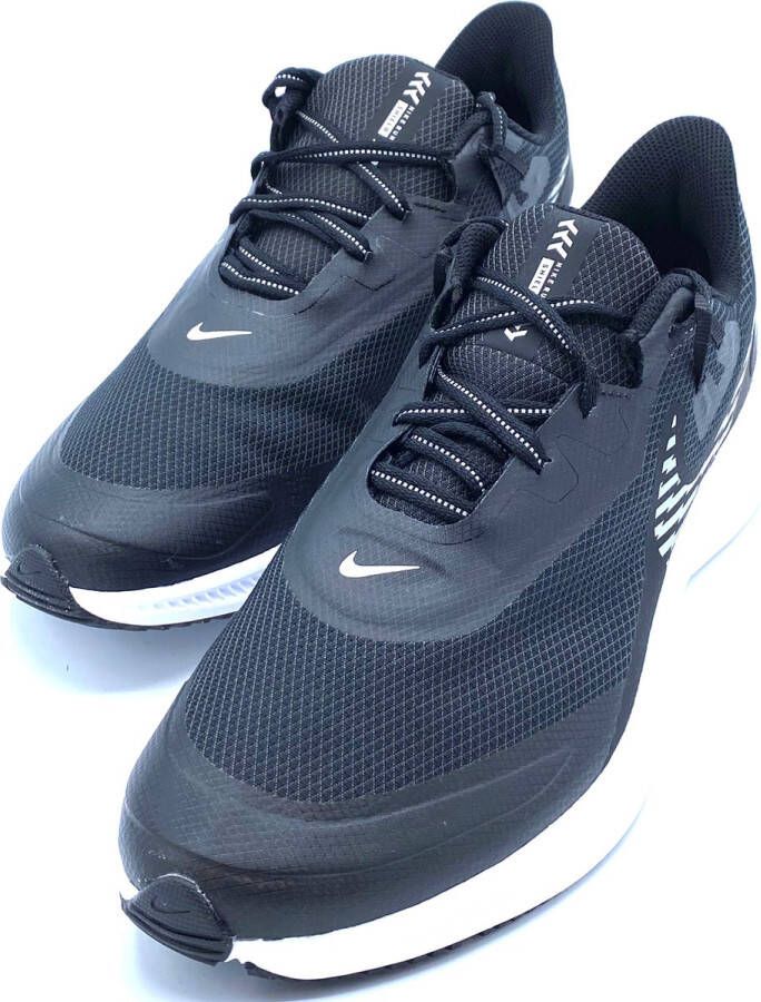 Nike Quest 3 Shield Zwart Wit Sportschoenen Heren