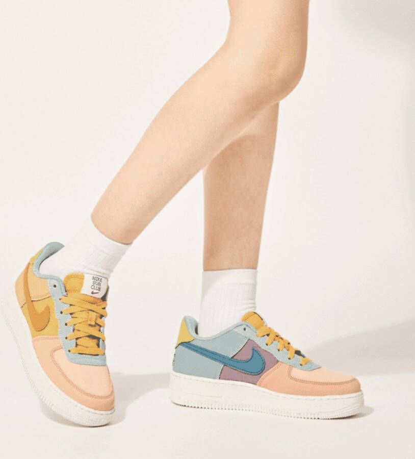 Nike Sneakers Air Force 1 LV8