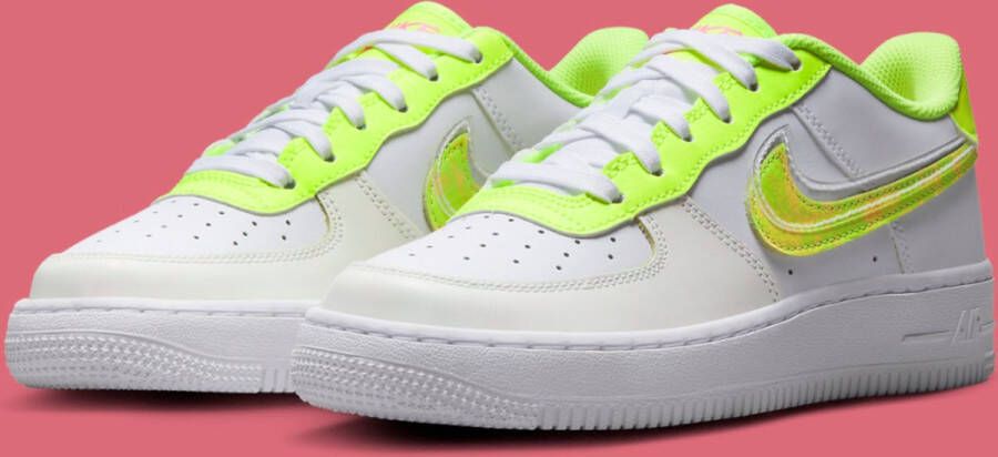 Nike Sneakers Air Force 1 LV8 White Volt