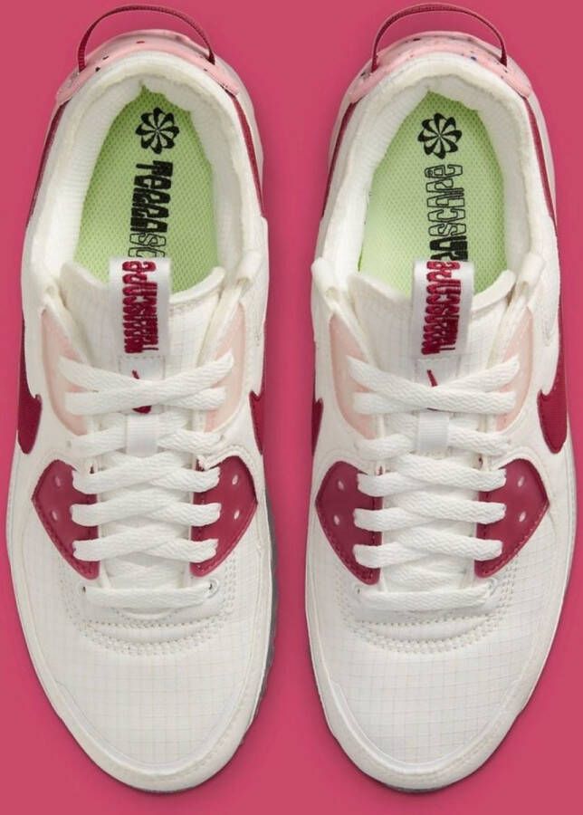 Nike Sneakers Air Max 90 Terrascape Pomegranate