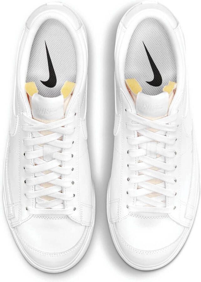 Nike Wmns Blazer Low Platform Basketball Schoenen white white black maat: 39 beschikbare maaten:37.5 38.5 39 40.5 36.5 42 - Foto 6