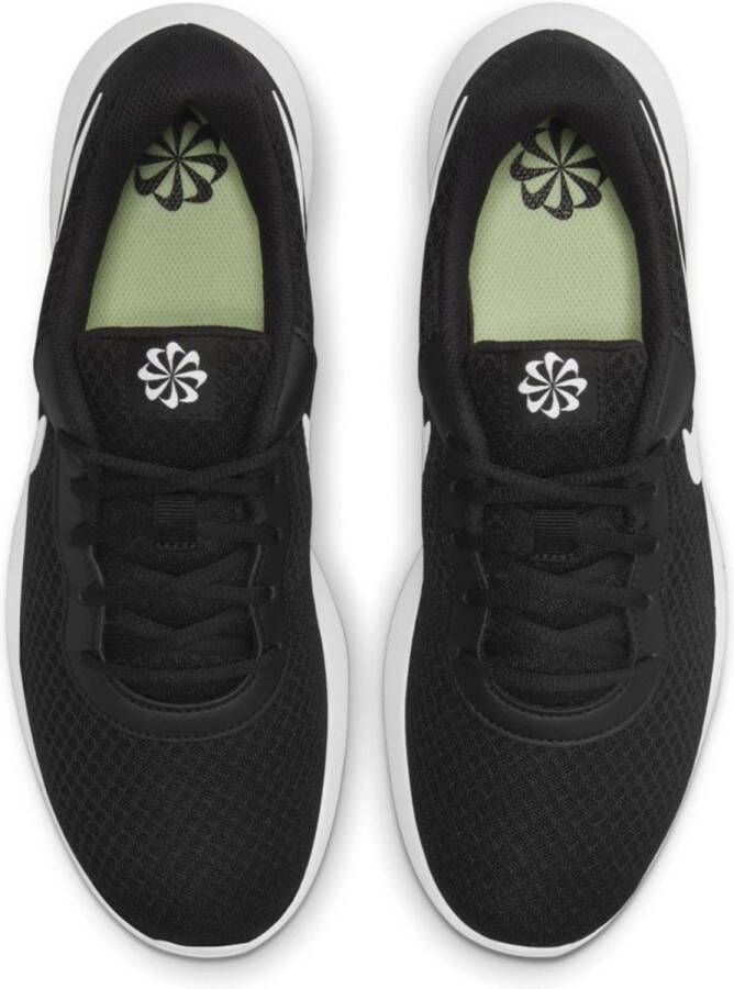 Nike Tanjun Heren Sneakers Black White