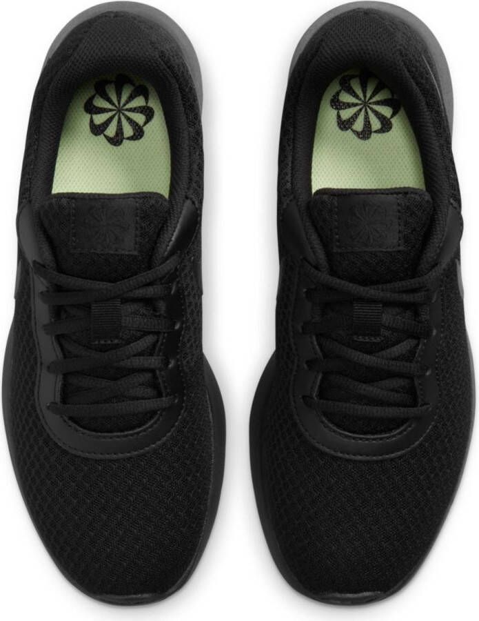 Nike Tanjun Sneakers Black Barely Volt Dames