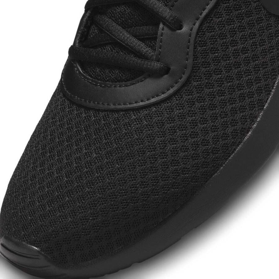 Nike Tanjun Sneakers Black Barely Volt Heren