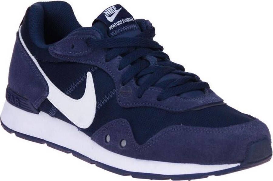 Nike Venture Runner Blauwe Sneaker