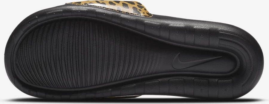 Nike Vicotri One Slide Dames Sneakers