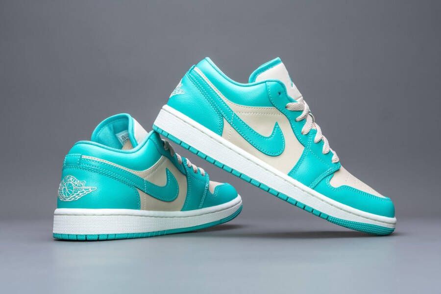 Nike WMNS Air Jordan 1 Low Tropical Teal D