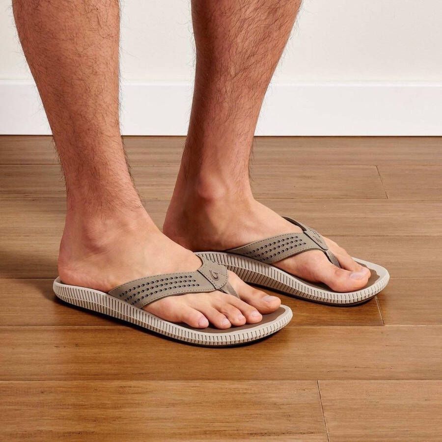 Olukai Ulele Slippers Heren Bruin