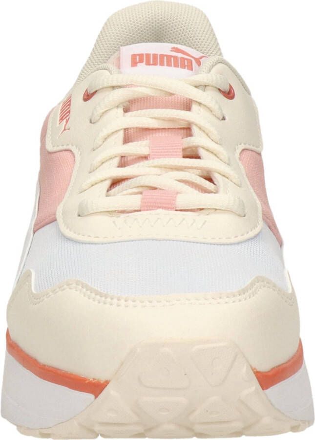 PUMA R78 Voyage Dames Sneakers RoseDust White Pristine HibiscusFlower