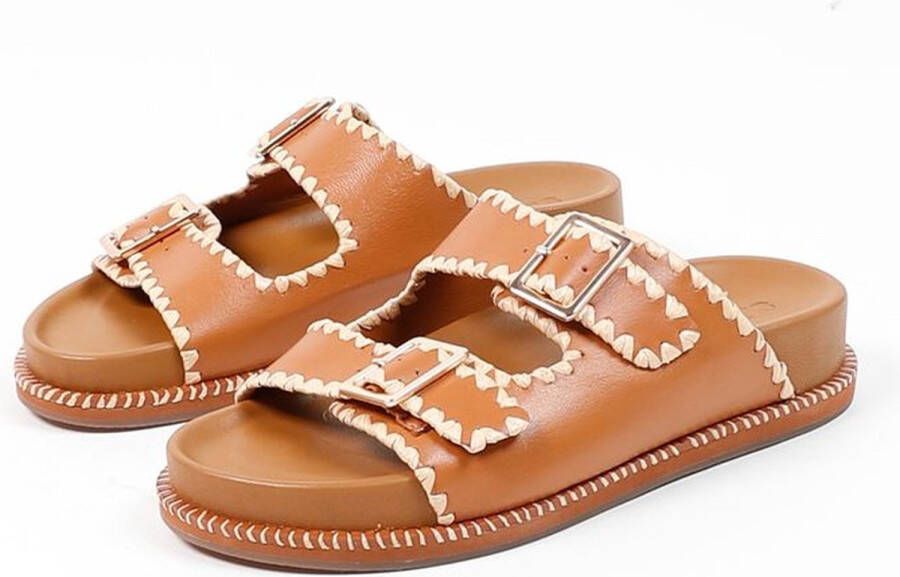 Sacha Dames Camel leren slippers met gespen