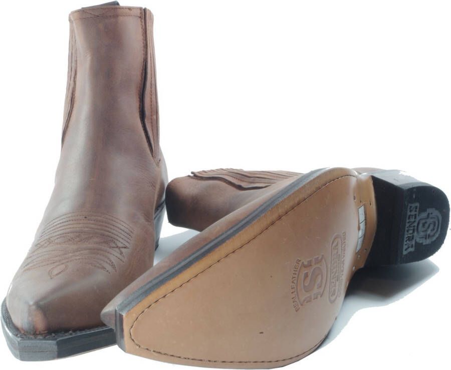 Sendra boots 2581 Cuervo Bruin Handgemaakt Cowboy Western Heren Enkel Laars Spitse Neus Beetje Schuine Hak Sierstiksels op de Wreef Jodhpur Sluiting Echt Leer