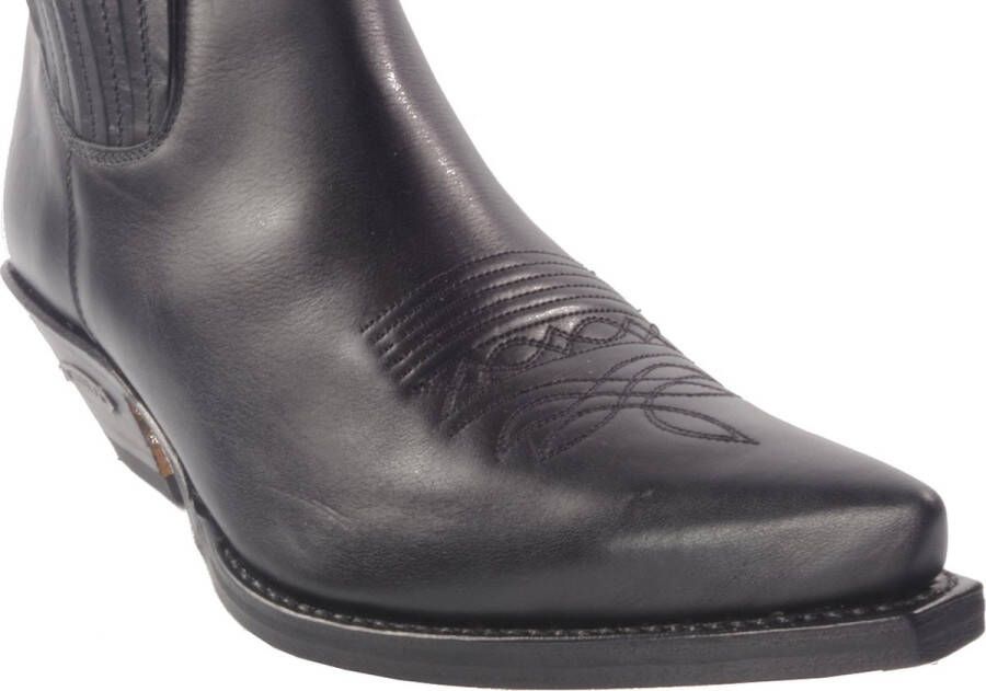 Sendra boots 2581 Cuervo Zwart Handgemaakt Cowboy Western Heren Enkel Laars Spitse Neus Beetje Schuine Hak Sierstiksels op de Wreef Jodhpur Sluiting Echt Leer