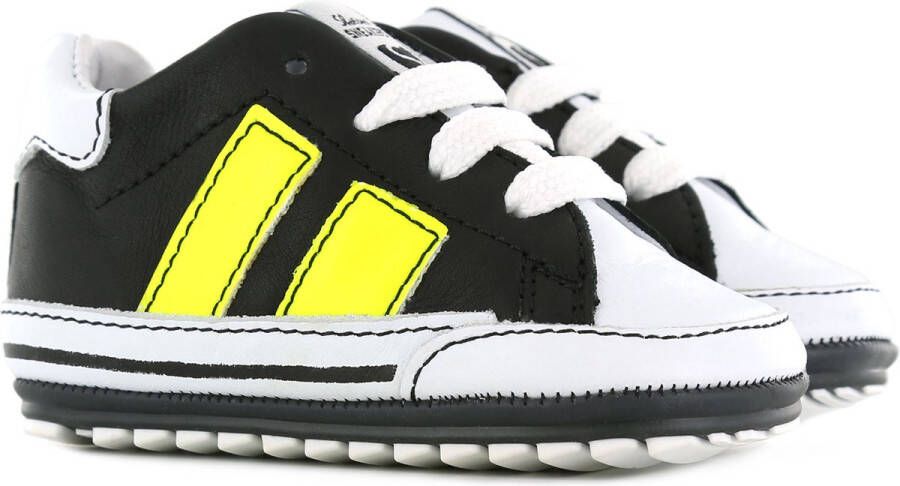 Shoesme zwarte babysneaker met gele strepen