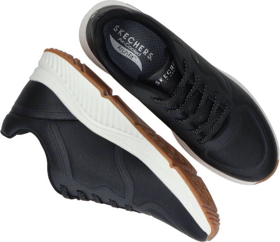 Skechers Arch Fit S-Miles- Mile Makers Dames Sneakers Zwart