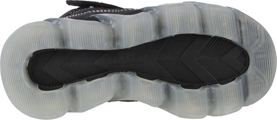 Skechers Mega Surge 400131L-BKRD voor een jongen Zwart Sportschoenen Sneakers