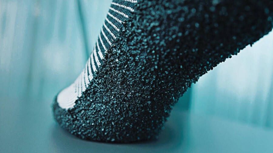 Skinners 2.0 Aqua Barefoot 2nd Skin feeling Lightweight XS-38-39 Ultra Portable voor Sport en Reizen 2 mm Superzool voor Bescherming en toch Blote Voeten gevoel Outdoor Indoor