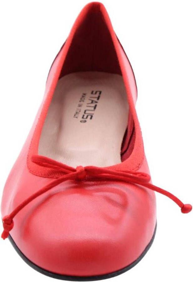 Status Ballerina Red