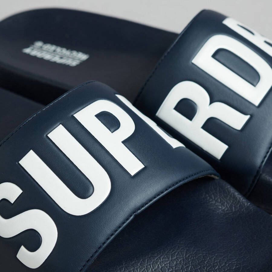 Superdry Code Core Vegan Pool Slide Heren Slippers Donkerblauw Wit