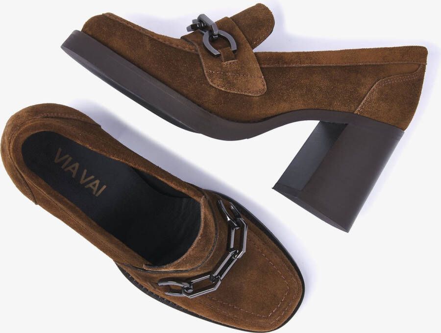 VIA VAI Avery Cath Pumps Warm bruin