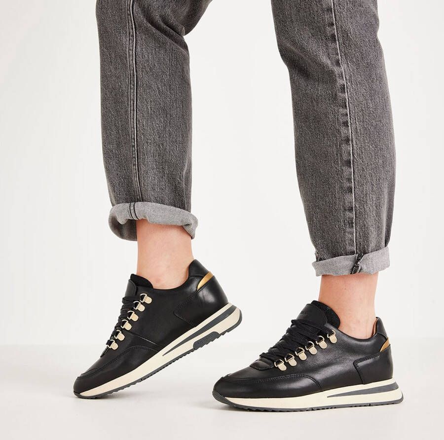VIA VAI Nora Sade Sneakers Leer Zwart