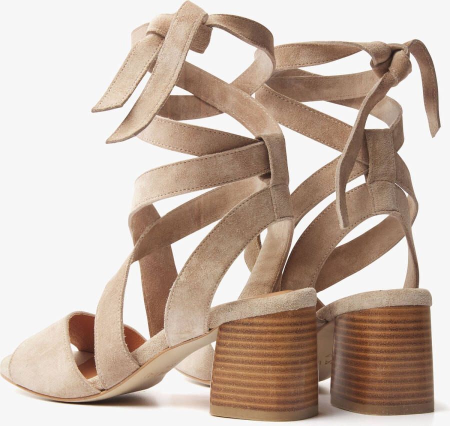 VIA VAI Polly Shade Sandalen Met Hak Beige