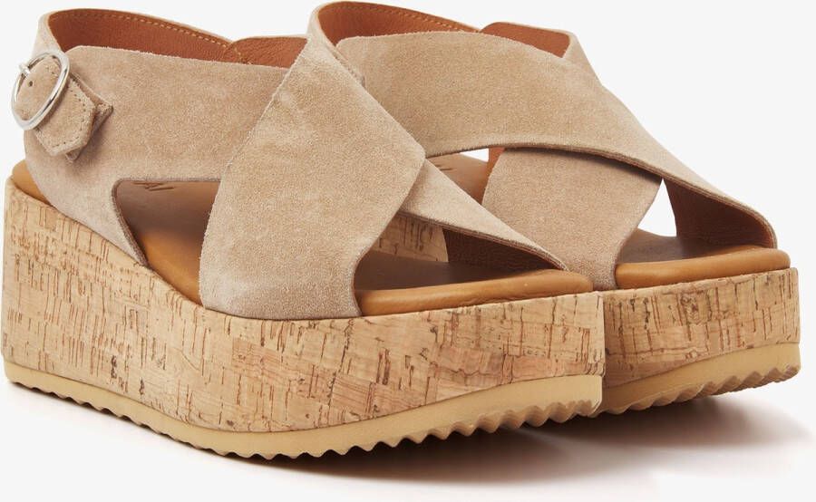 VIA VAI Sissel Raise Sandalen Met Sleehak Beige