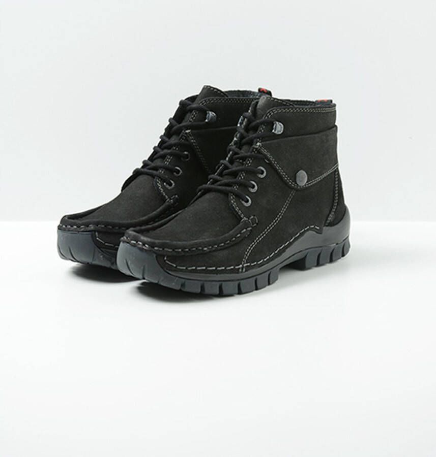 Wolky Hoge veterschoenen Jump zwart nubuck
