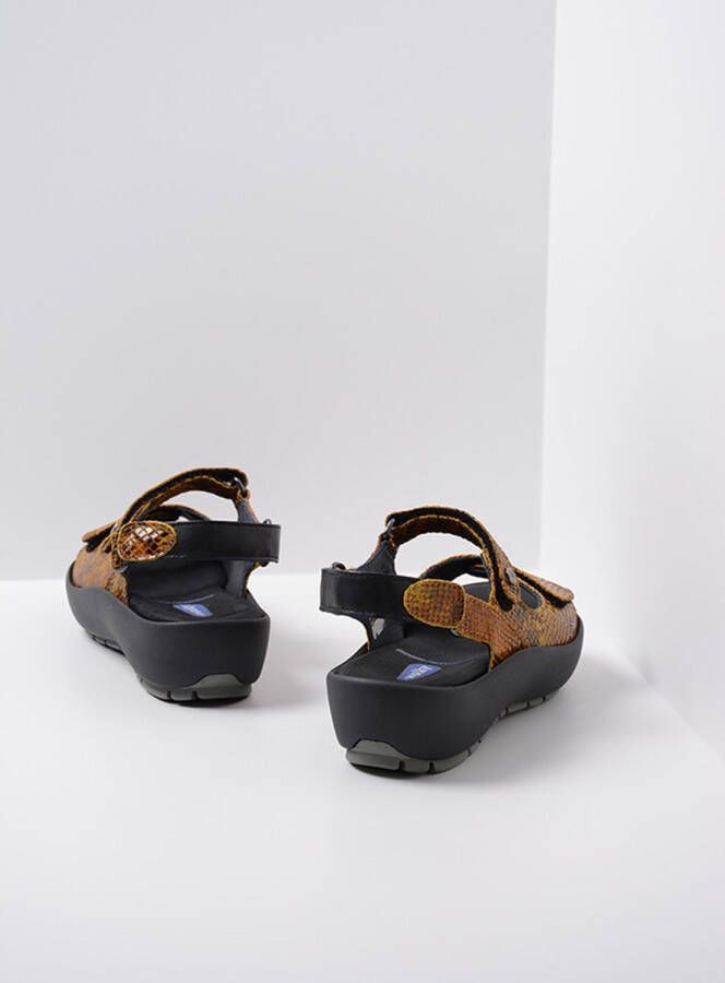 Wolky Sandalen Rio oker snake print leer