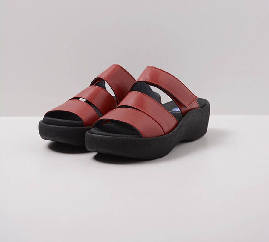 Wolky Slippers Aporia rood leer