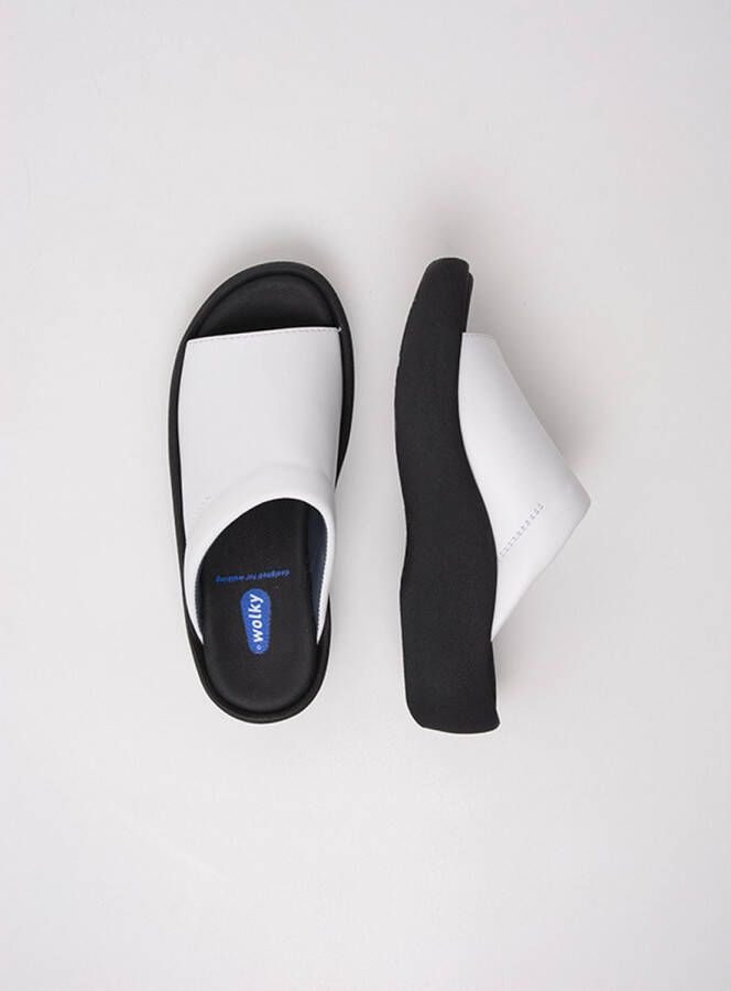 Wolky Slippers Nassau wit leer