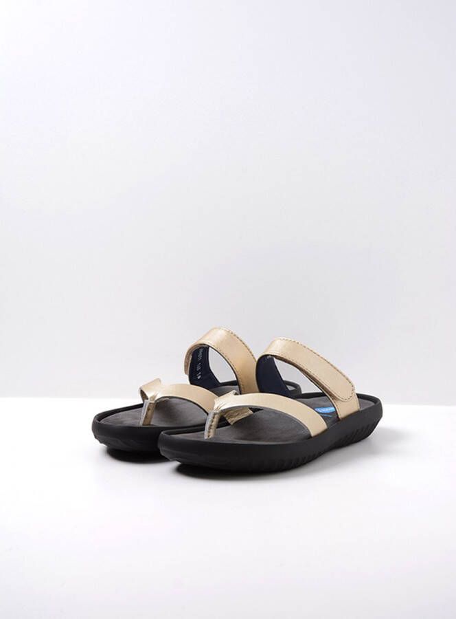 Wolky Slippers Tahiti goud leer