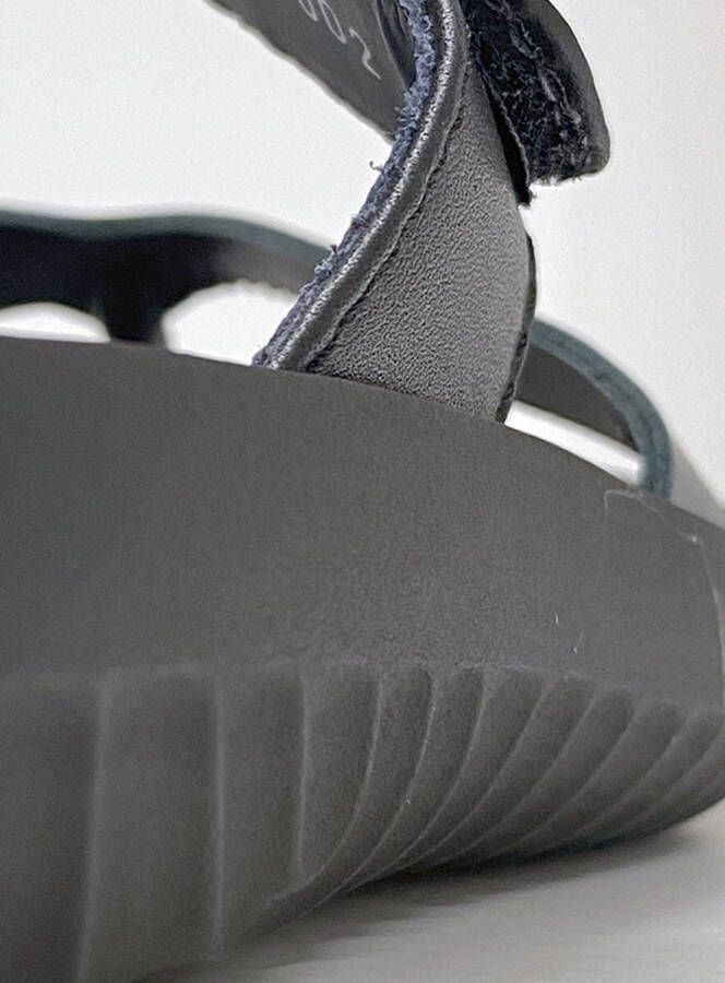 Wolky Slippers Tahiti zwart leer