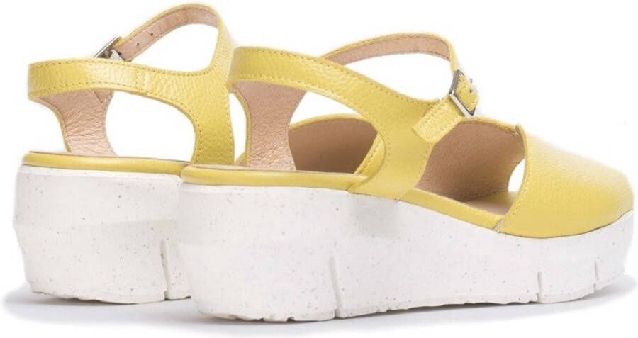 Wonders Leren sleehak sandaal met verstelbare gespsluiting Yellow Dames - Foto 3