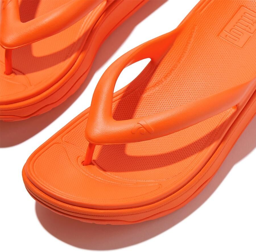 FitFlop Damen Flip Flops Relieff Recovery Toe-Post Sandals HF4 Pop Orange