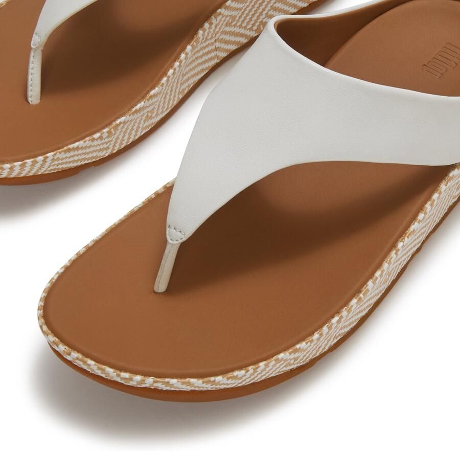 FitFlop Lulu Lux Graphi Weave Leather Toe-Post Sandals Dames Sandalen Urban Wit