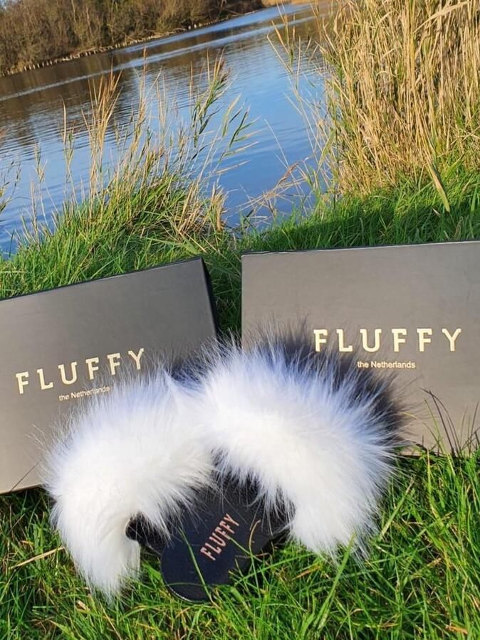 Fluffy ´s Slippers Wit Voor en Kinderen met Imitatiebont
