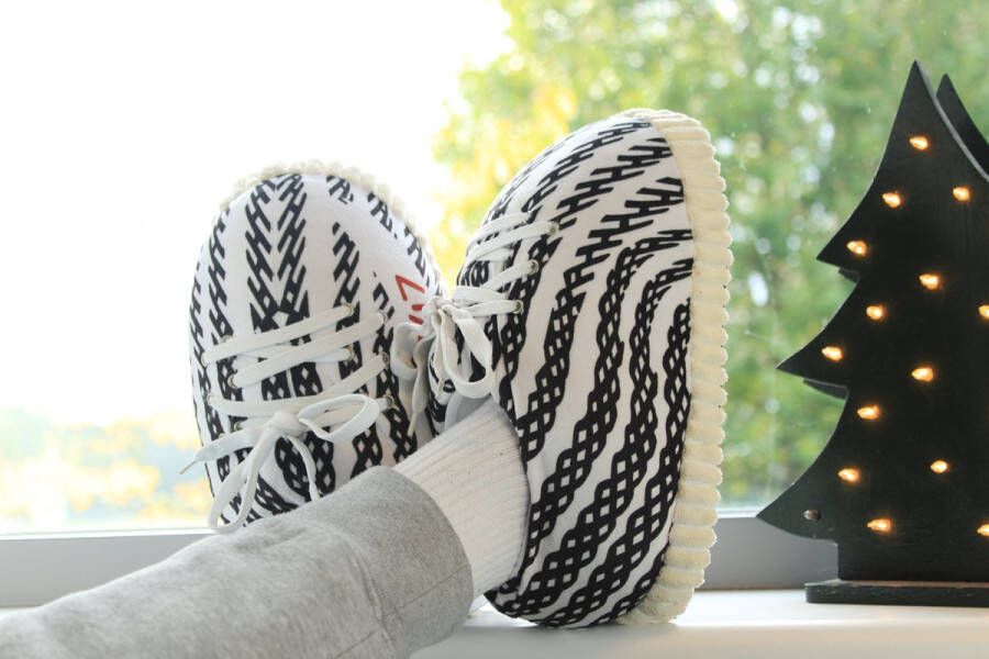 Footzy YZY Zebra Sneaker sloffen nike stijl One size fits all Pantoffels yeezy stijl