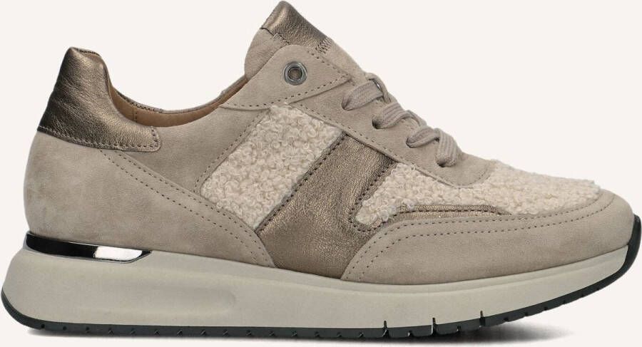 GABOR Lage Sneakers Dames 445.1 Maat: 38 Materiaal: Suède Kleur: Camel