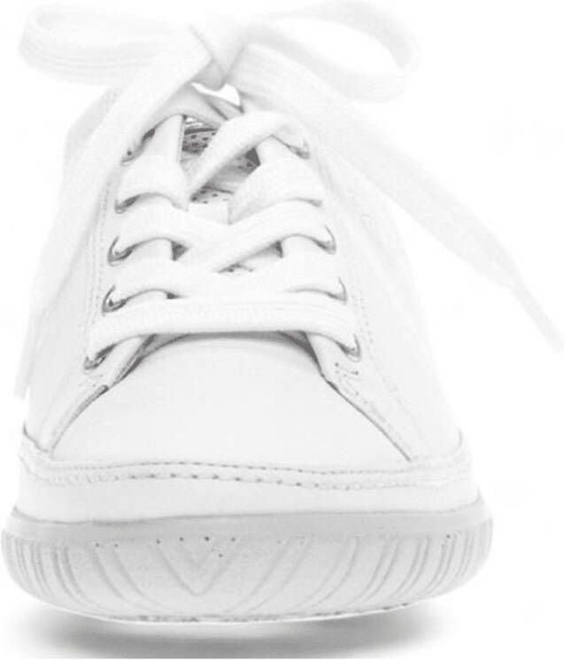 Gabor Sneakers York met modieuze sierstiksels vrijetijdsschoen lage schoen veterschoen